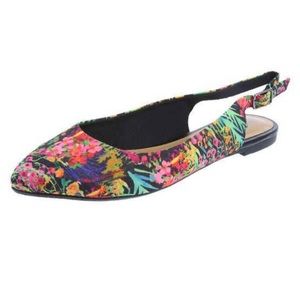 Fioni Pull- On, Slingback flats.